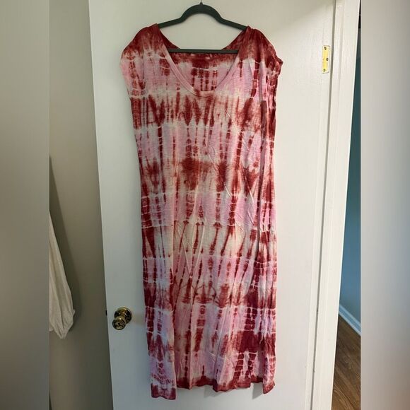 Red and White Tie-Dye casual midi Dress - Picture 1 of 3